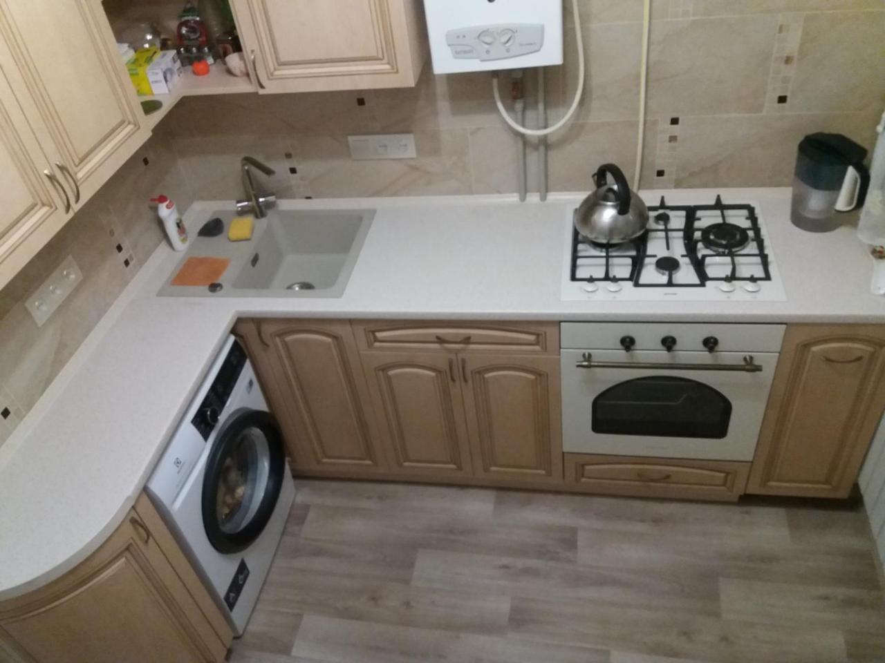 Сozy Appartment Near Metro Station "23 Avgusta" Kharkiv Eksteriør billede